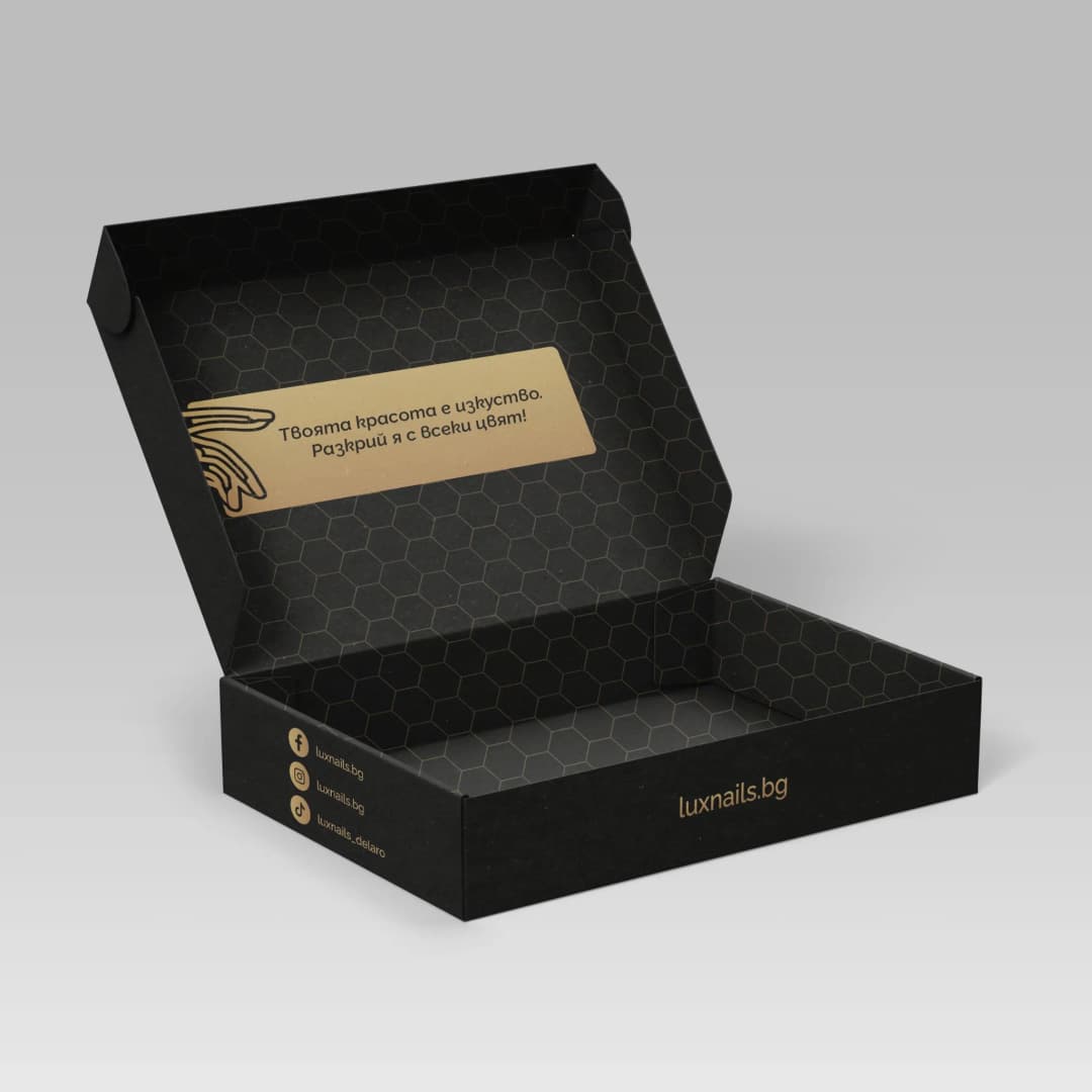 дизайн за кутия за продукти на Luxnails от маркетинг агенция DGTalents